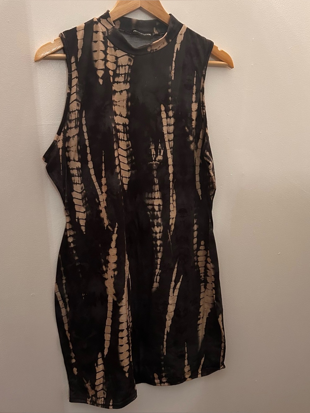 Sleeveless Tie-Dye Mock Neck Mini Dress Size US-14